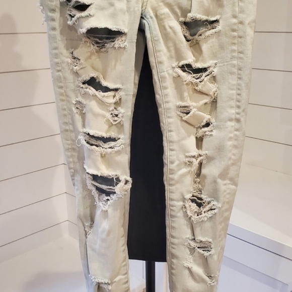 AE distressed jeans - Picture 2 of 9
